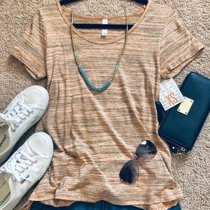 NWT XS LuLaRoe Classic Tee Peach Micro Stripe